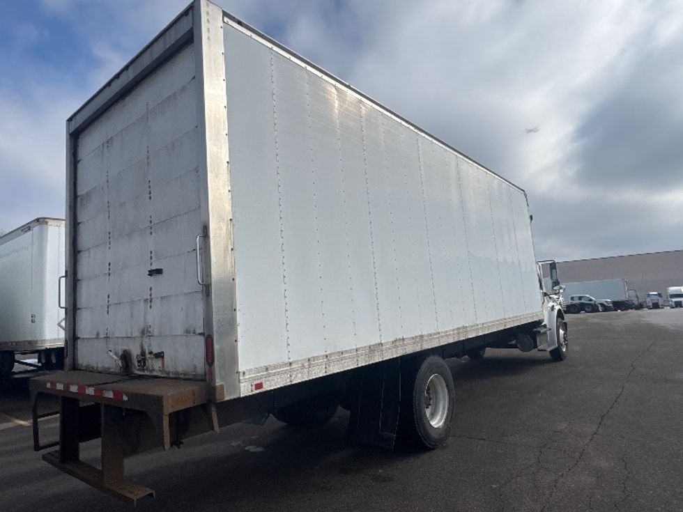 Medium Duty Box Truck-Light and Medium Duty Trucks-Freightliner-2019-M2-Brooklyn Park-MN-256,062\n\t\tmiles-$ 28,750 - Image 12