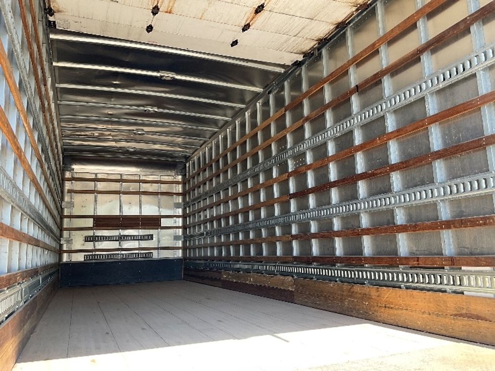 Medium Duty Box Truck-Light and Medium Duty Trucks-Freightliner-2019-M2-Brooklyn Park-MN-291,426\n\t\tmiles-$ 36,000 - Image 12
