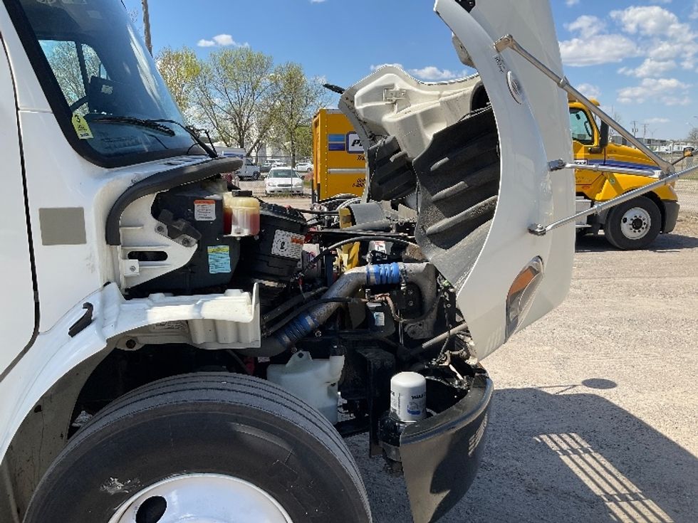 Medium Duty Box Truck-Light and Medium Duty Trucks-Freightliner-2019-M2-Brooklyn Park-MN-291,426\n\t\tmiles-$ 36,000 - Image 23