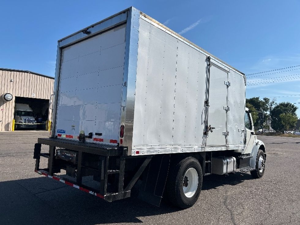 Medium Duty Box Truck-Light and Medium Duty Trucks-Freightliner-2019-M2-Brooklyn Park-MN-297,876\n\t\tmiles-$ 21,250 - Image 13