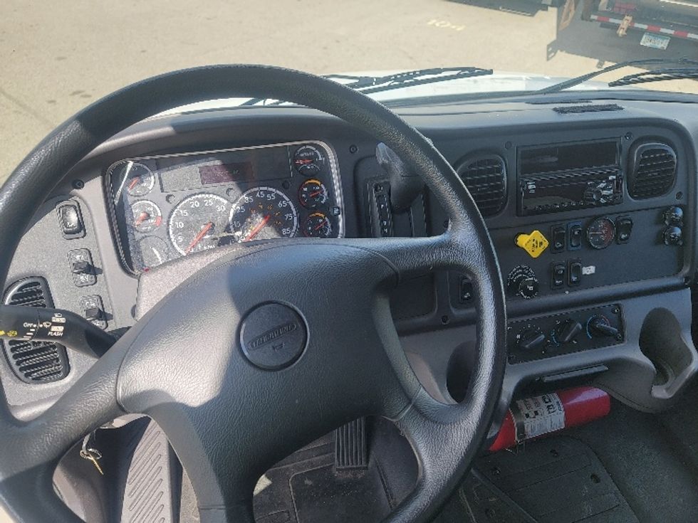 Medium Duty Box Truck-Light and Medium Duty Trucks-Freightliner-2019-M2-Brooklyn Park-MN-78,987\n\t\tmiles-$ 62,250 - Image 18