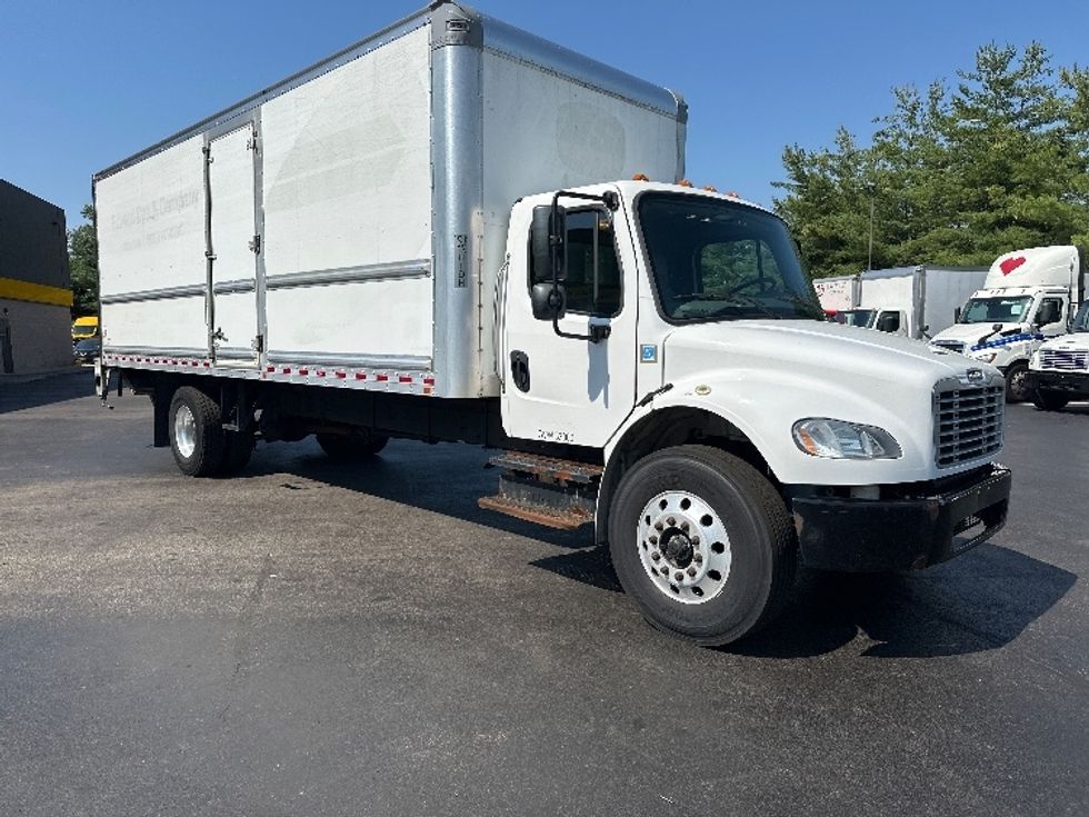 Medium Duty Box Truck-Light and Medium Duty Trucks-Freightliner-2019-M2-Burlington-NJ-207,617\n\t\tmiles-$ 37,750 - Image 1