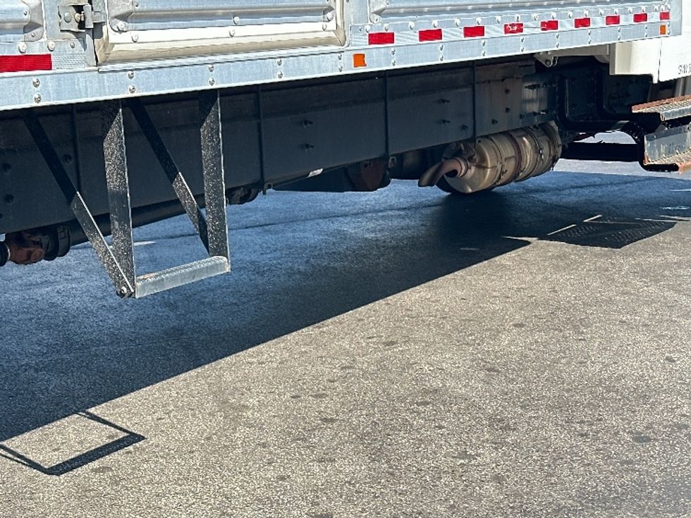 Medium Duty Box Truck-Light and Medium Duty Trucks-Freightliner-2019-M2-Burlington-NJ-207,617\n\t\tmiles-$ 37,750 - Image 14