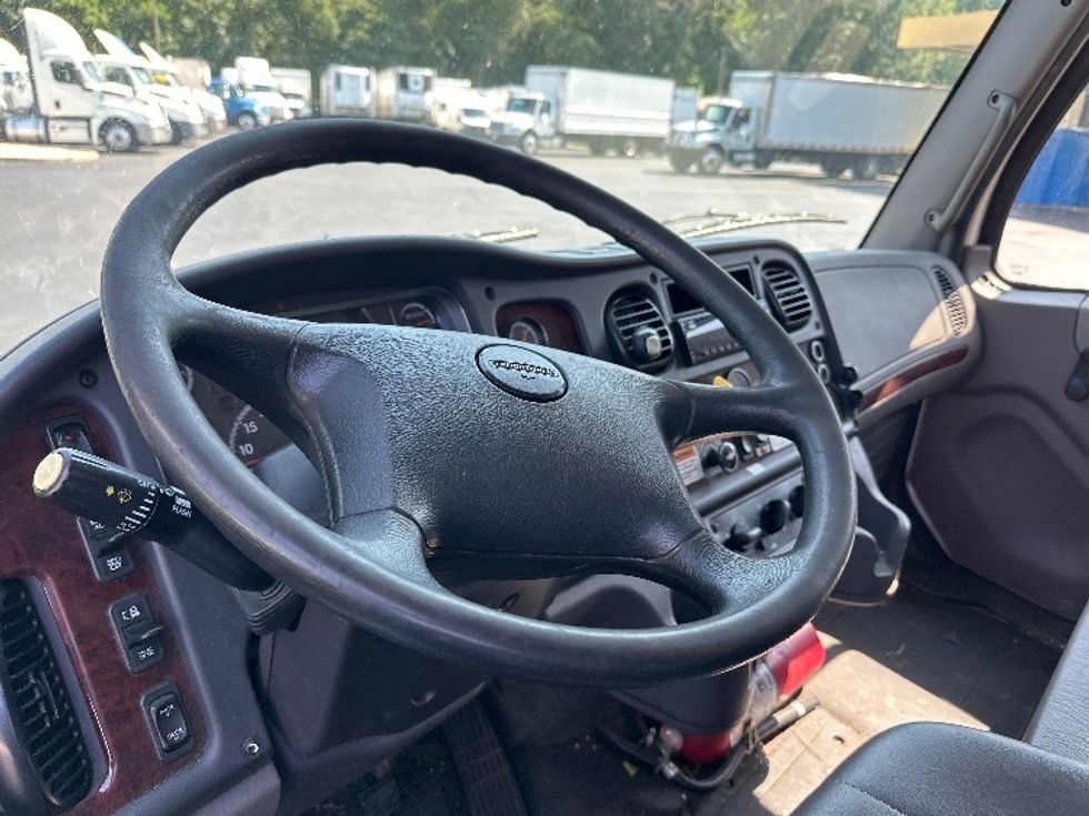 Medium Duty Box Truck-Light and Medium Duty Trucks-Freightliner-2019-M2-Burlington-NJ-207,617\n\t\tmiles-$ 37,750 - Image 17
