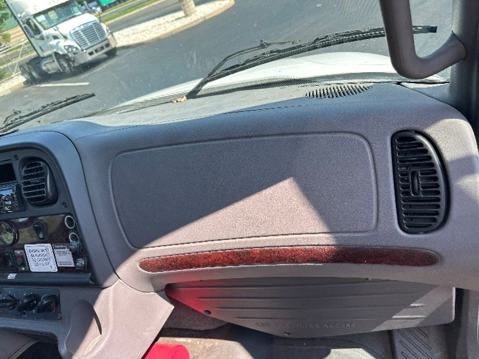 Medium Duty Box Truck-Light and Medium Duty Trucks-Freightliner-2019-M2-Burlington-NJ-207,617\n\t\tmiles-$ 37,750 - Image 21
