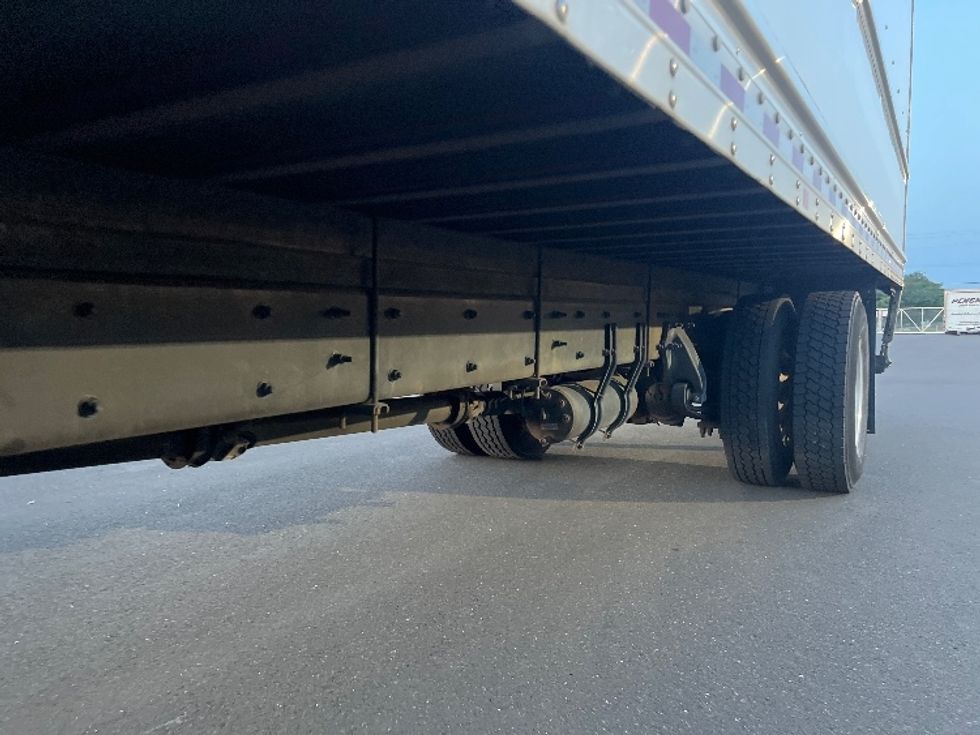 Medium Duty Box Truck-Light and Medium Duty Trucks-Freightliner-2019-M2-Burlington-NJ-211,248\n\t\tmiles-$ 34,250 - Image 5