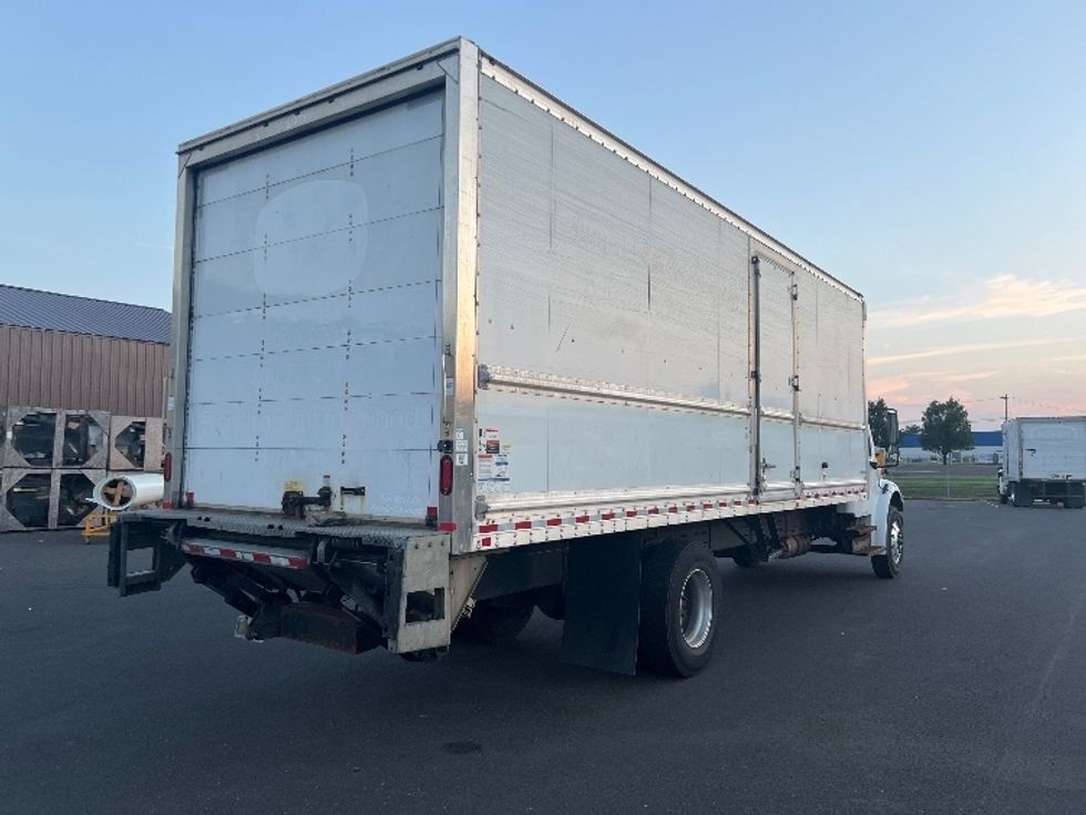 Medium Duty Box Truck-Light and Medium Duty Trucks-Freightliner-2019-M2-Burlington-NJ-211,474\n\t\tmiles-$ 34,250 - Image 13