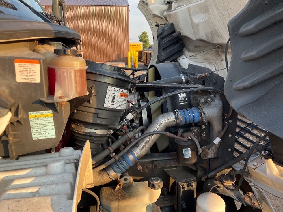 Medium Duty Box Truck-Light and Medium Duty Trucks-Freightliner-2019-M2-Burlington-NJ-220,666\n\t\tmiles-$ 33,000 - Image 23