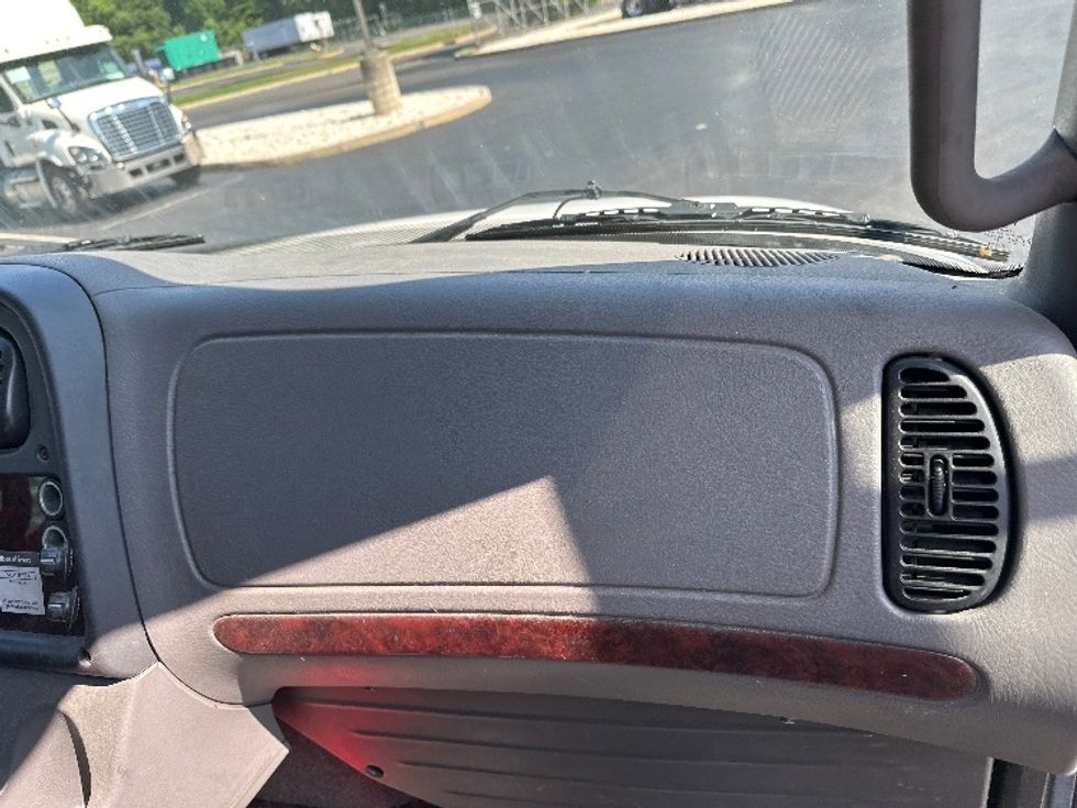 Medium Duty Box Truck-Light and Medium Duty Trucks-Freightliner-2019-M2-Burlington-NJ-224,558\n\t\tmiles-$ 35,500 - Image 21