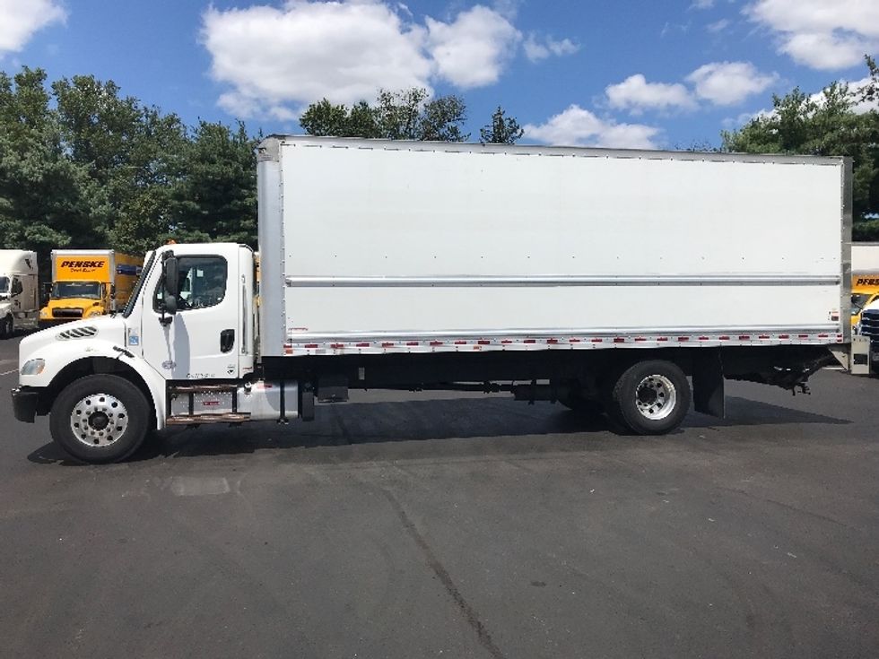 Medium Duty Box Truck-Light and Medium Duty Trucks-Freightliner-2019-M2-Burlington-NJ-229,390\n\t\tmiles-$ 30,000 - Image 4