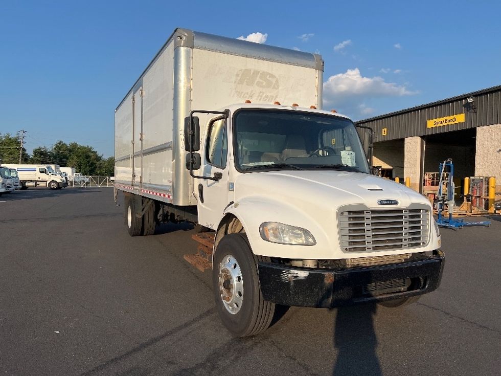 Medium Duty Box Truck-Light and Medium Duty Trucks-Freightliner-2019-M2-Burlington-NJ-229,980\n\t\tmiles-$ 31,750 - Image 1