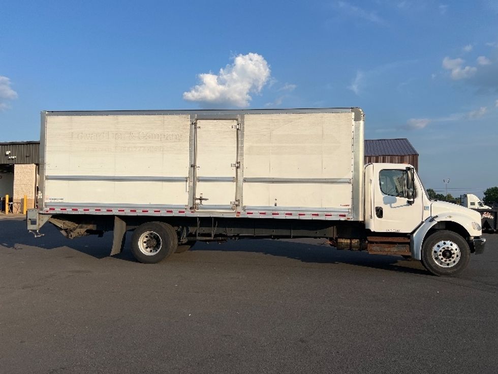 Medium Duty Box Truck-Light and Medium Duty Trucks-Freightliner-2019-M2-Burlington-NJ-229,980\n\t\tmiles-$ 31,750 - Image 15