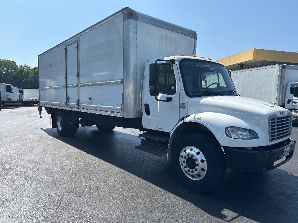 Medium Duty Box Truck-Light and Medium Duty Trucks-Freightliner-2019-M2-Burlington-NJ-243,040\n\t\tmiles-$ 33,000 - Image 1