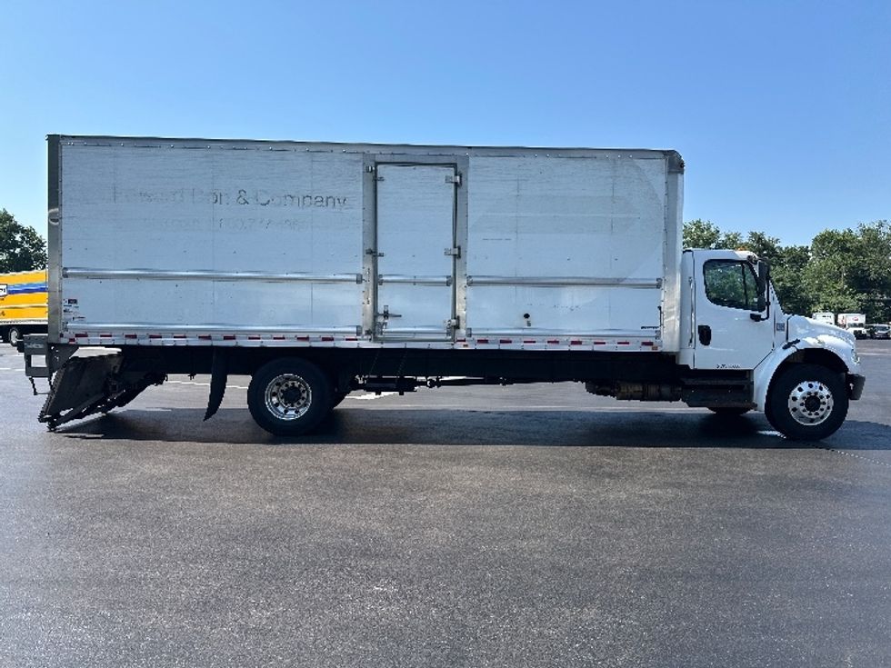 Medium Duty Box Truck-Light and Medium Duty Trucks-Freightliner-2019-M2-Burlington-NJ-243,040\n\t\tmiles-$ 33,000 - Image 15