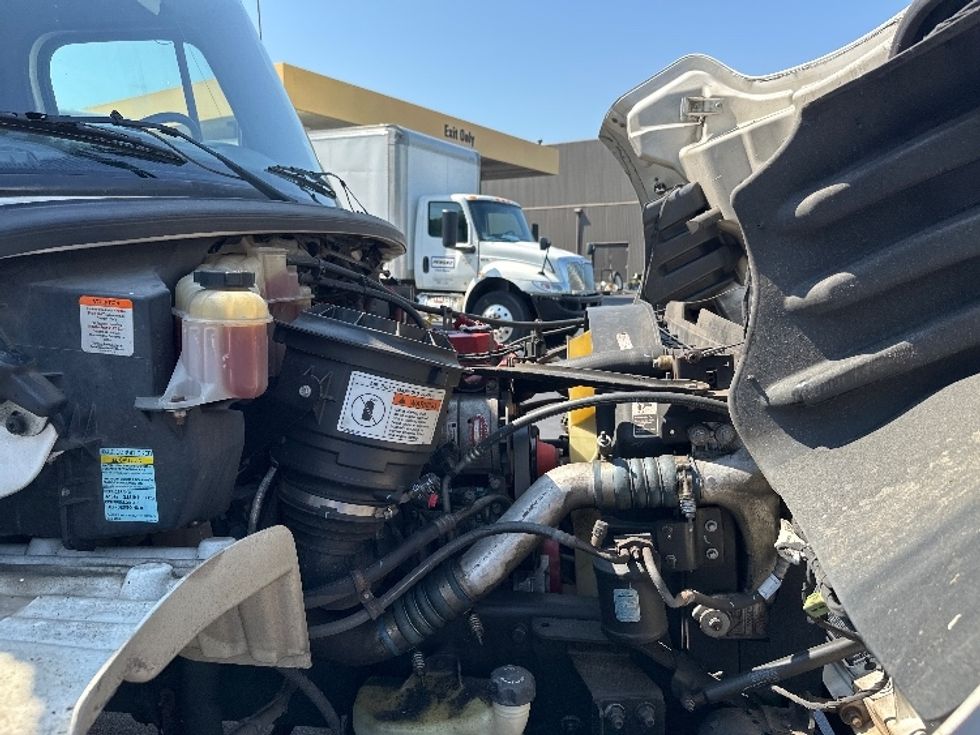 Medium Duty Box Truck-Light and Medium Duty Trucks-Freightliner-2019-M2-Burlington-NJ-243,040\n\t\tmiles-$ 33,000 - Image 23