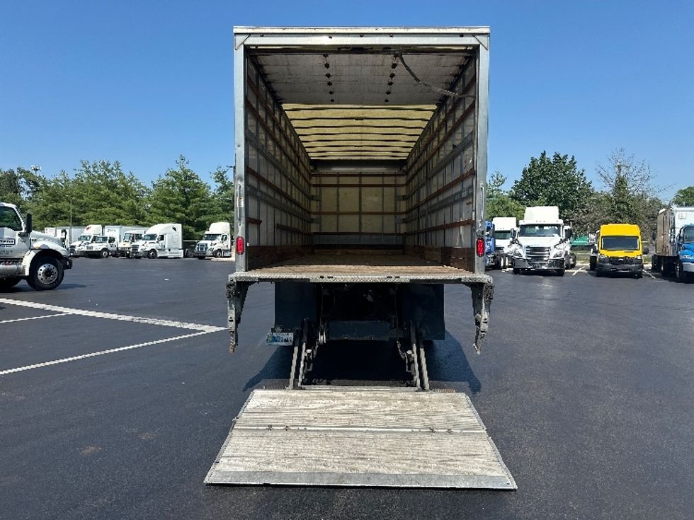 Medium Duty Box Truck-Light and Medium Duty Trucks-Freightliner-2019-M2-Burlington-NJ-243,040\n\t\tmiles-$ 33,000 - Image 9