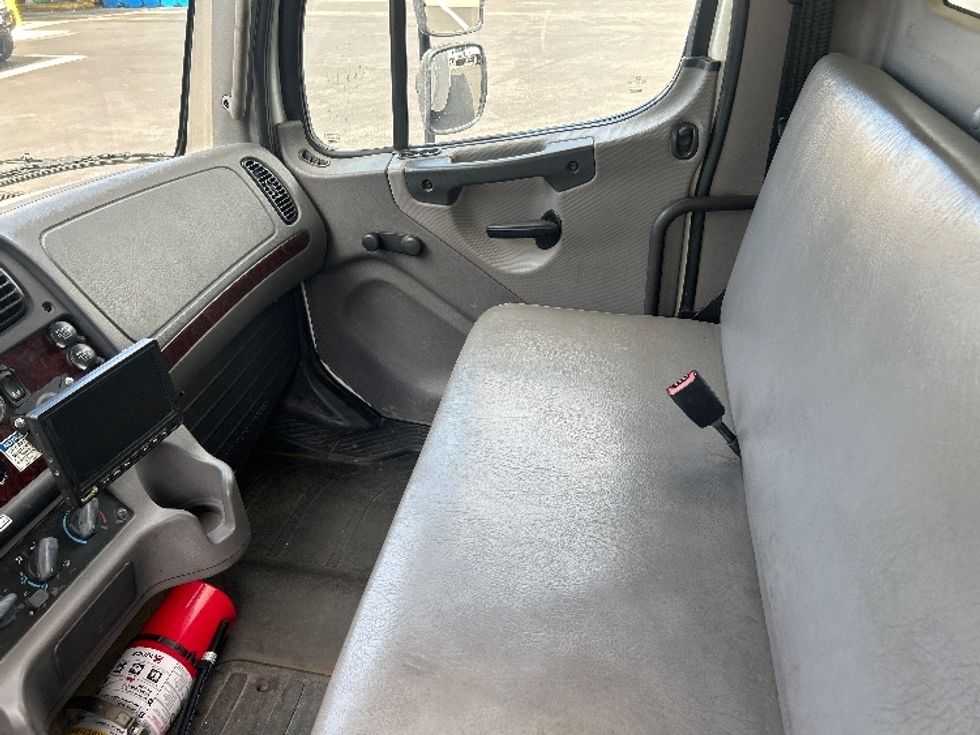 Medium Duty Box Truck-Light and Medium Duty Trucks-Freightliner-2019-M2-Burlington-NJ-276,036\n\t\tmiles-$ 43,250 - Image 19