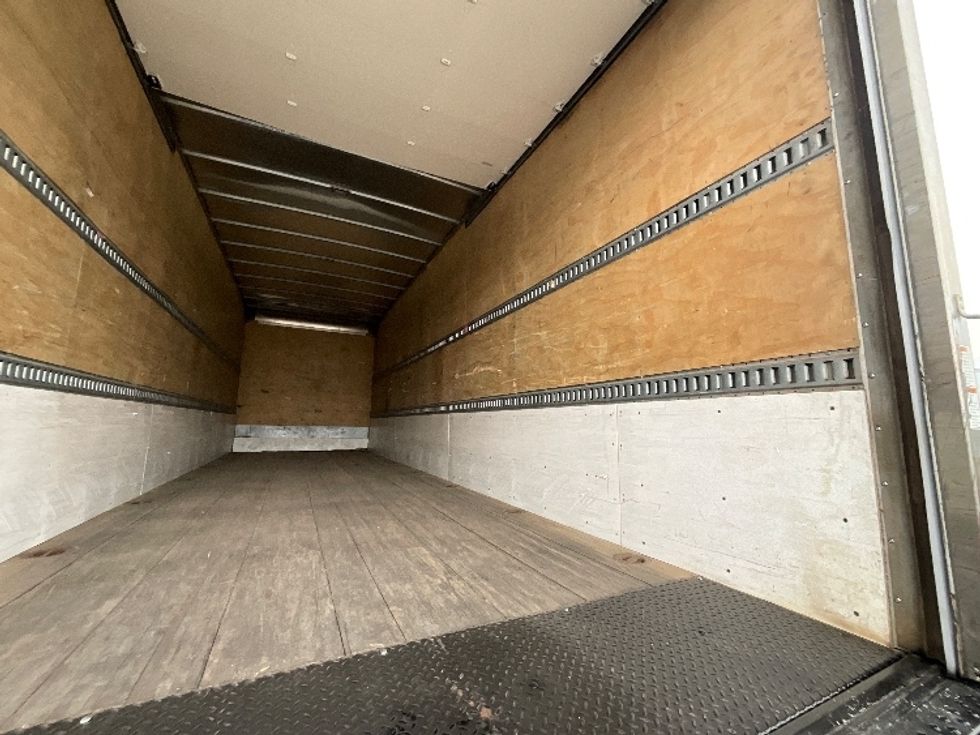 Medium Duty Box Truck-Light and Medium Duty Trucks-Freightliner-2019-M2-Burlington-ON-123,406\n\t\tkm-$ 75,250 - Image 11