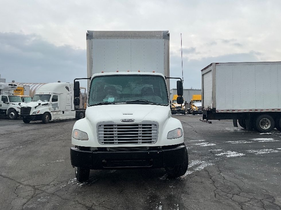 Medium Duty Box Truck-Light and Medium Duty Trucks-Freightliner-2019-M2-Burlington-ON-123,406\n\t\tkm-$ 75,250 - Image 2