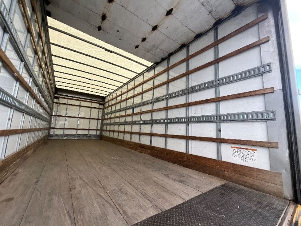 Medium Duty Box Truck-Light and Medium Duty Trucks-Freightliner-2019-M2-Burlington-ON-245,979\n\t\tkm-$ 67,000 - Image 12