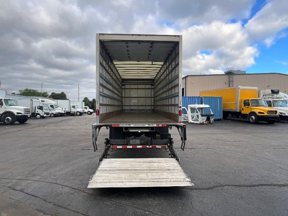 Medium Duty Box Truck-Light and Medium Duty Trucks-Freightliner-2019-M2-Burlington-ON-245,979\n\t\tkm-$ 67,000 - Image 9