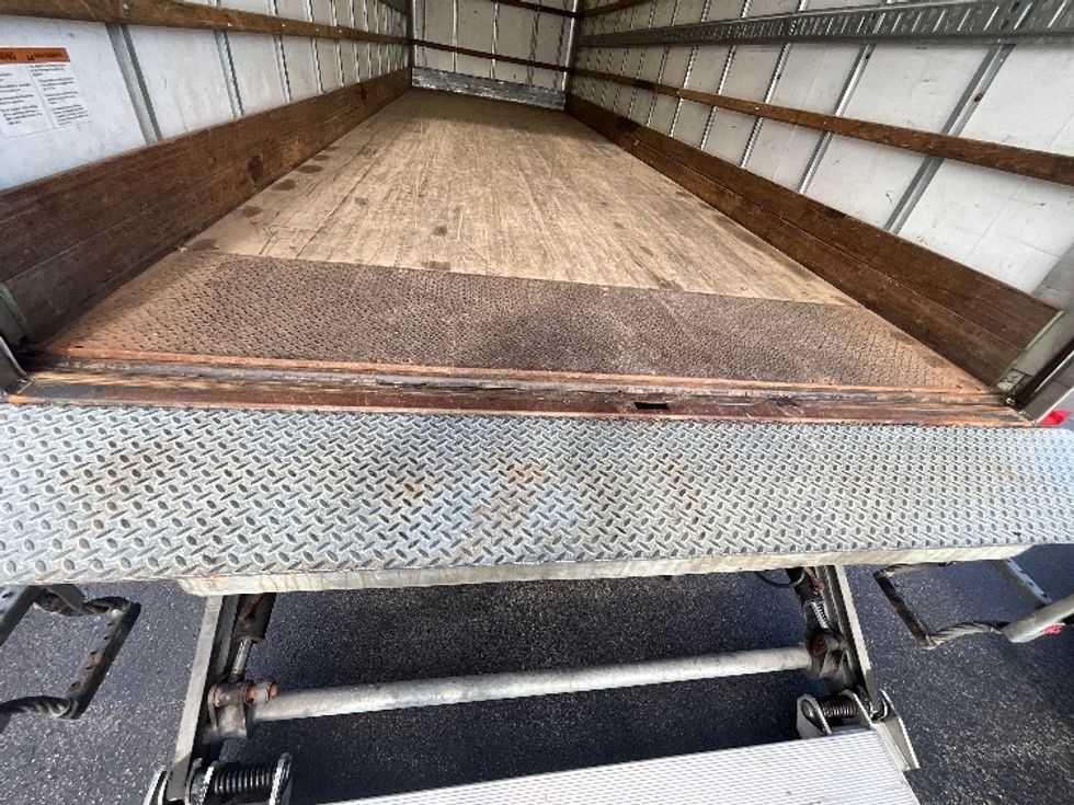 Medium Duty Box Truck-Light and Medium Duty Trucks-Freightliner-2019-M2-Burlington-ON-285,877\n\t\tkm-$ 64,750 - Image 10