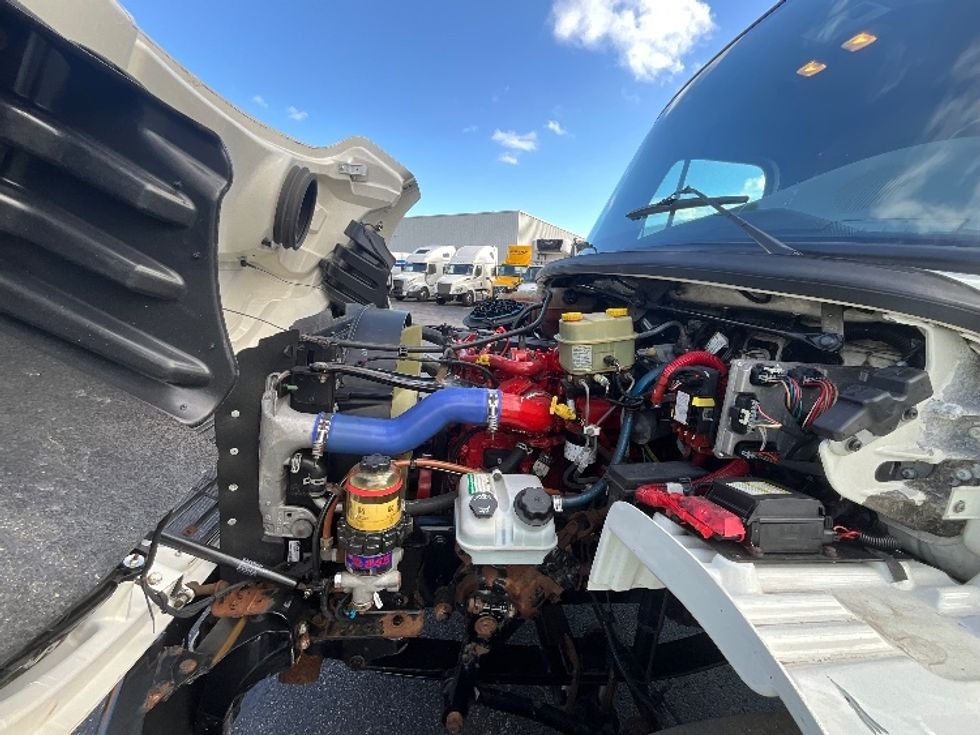 Medium Duty Box Truck-Light and Medium Duty Trucks-Freightliner-2019-M2-Burlington-ON-285,877\n\t\tkm-$ 64,750 - Image 23