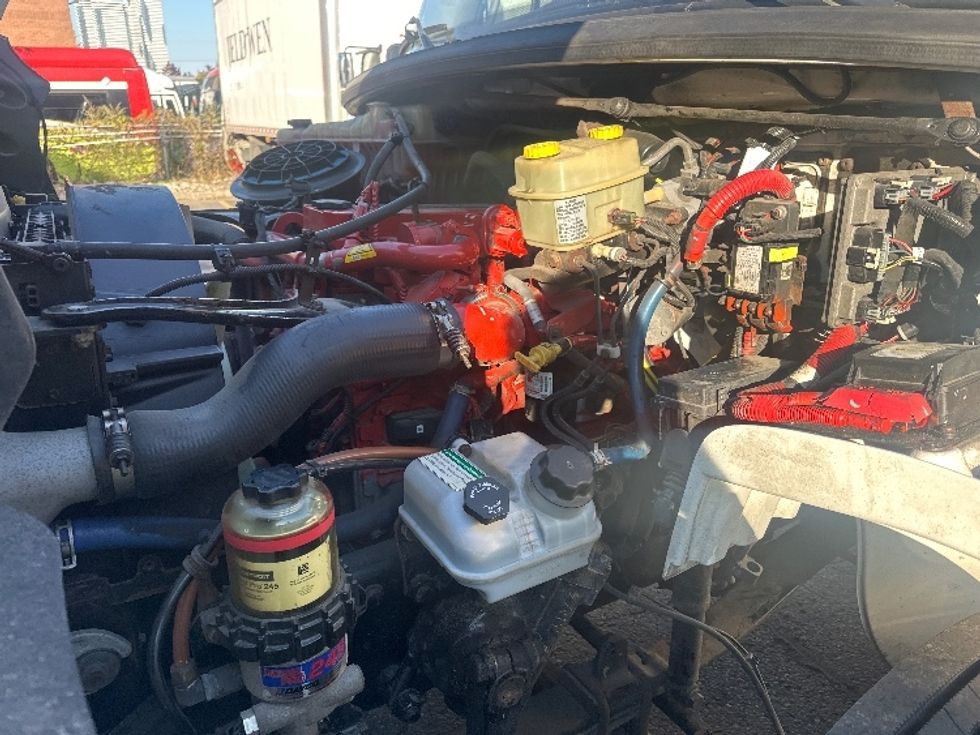 Medium Duty Box Truck-Light and Medium Duty Trucks-Freightliner-2019-M2-Burlington-ON-297,458\n\t\tkm-$ 58,000 - Image 24