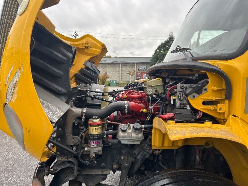 Medium Duty Box Truck-Light and Medium Duty Trucks-Freightliner-2019-M2-Burnaby-BC-160,814\n\t\tkm-$ 73,500 - Image 24