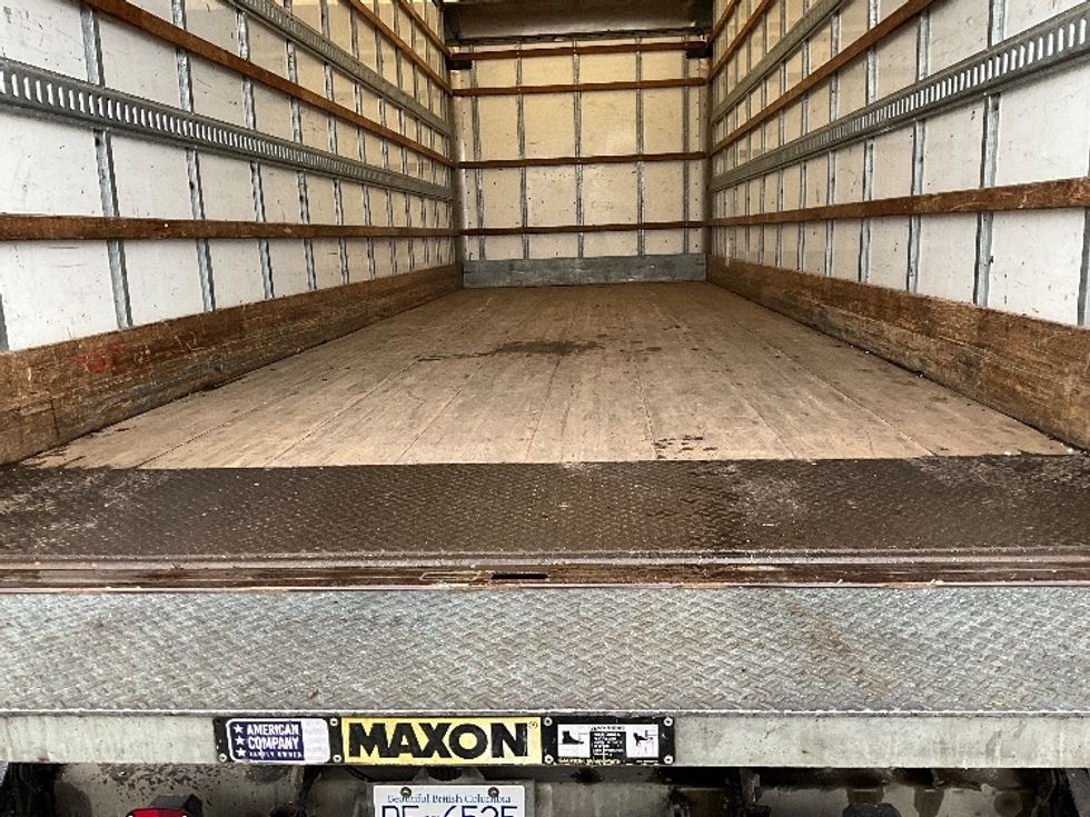 Medium Duty Box Truck-Light and Medium Duty Trucks-Freightliner-2019-M2-Burnaby-BC-177,745\n\t\tkm-$ 72,500 - Image 10