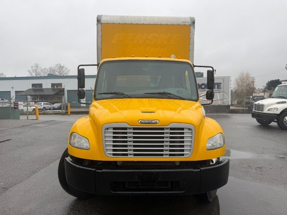 Medium Duty Box Truck-Light and Medium Duty Trucks-Freightliner-2019-M2-Burnaby-BC-177,745\n\t\tkm-$ 72,500 - Image 2