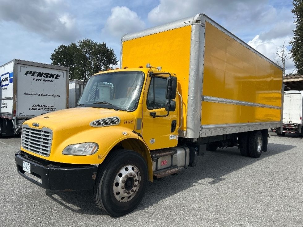 Medium Duty Box Truck-Light and Medium Duty Trucks-Freightliner-2019-M2-Burnaby-BC-185,889\n\t\tkm-$ 65,750 - Image 3