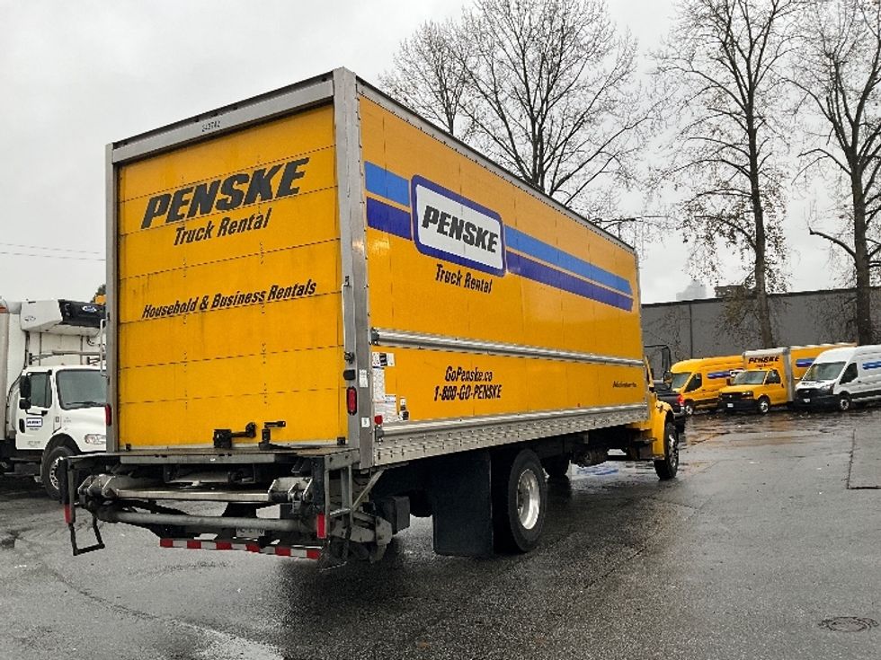 Medium Duty Box Truck-Light and Medium Duty Trucks-Freightliner-2019-M2-Burnaby-BC-190,792\n\t\tkm-$ 71,500 - Image 13