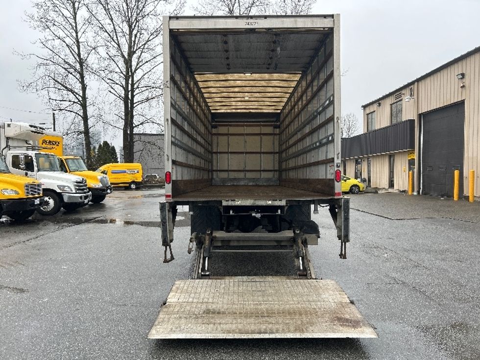 Medium Duty Box Truck-Light and Medium Duty Trucks-Freightliner-2019-M2-Burnaby-BC-228,891\n\t\tkm-$ 71,750 - Image 9
