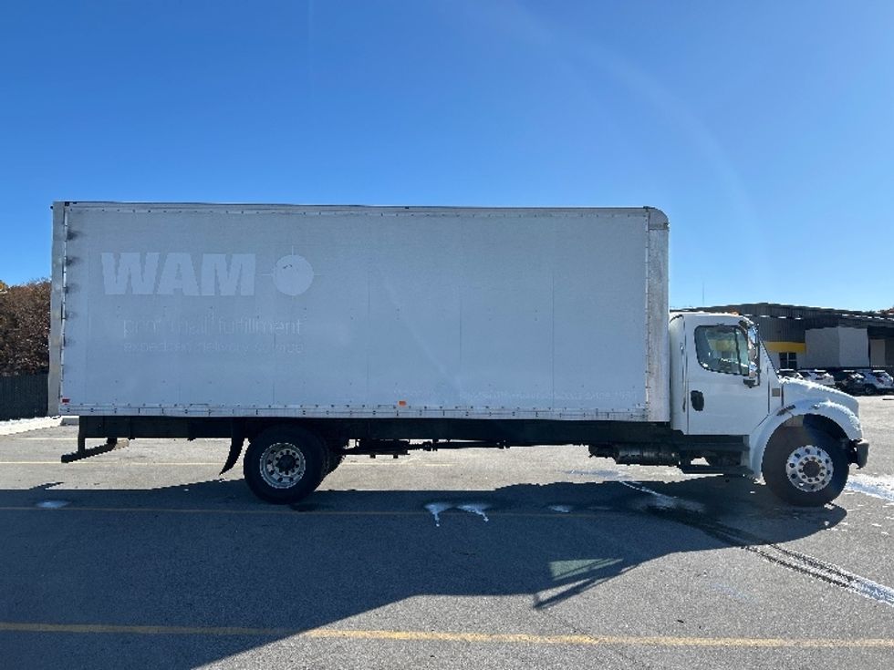 Medium Duty Box Truck-Light and Medium Duty Trucks-Freightliner-2019-M2-Byron Center-MI-104,780\n\t\tmiles-$ 53,250 - Image 14
