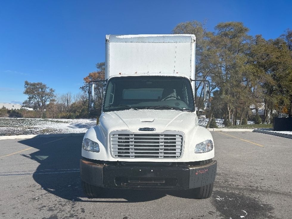 Medium Duty Box Truck-Light and Medium Duty Trucks-Freightliner-2019-M2-Byron Center-MI-104,780\n\t\tmiles-$ 53,250 - Image 2