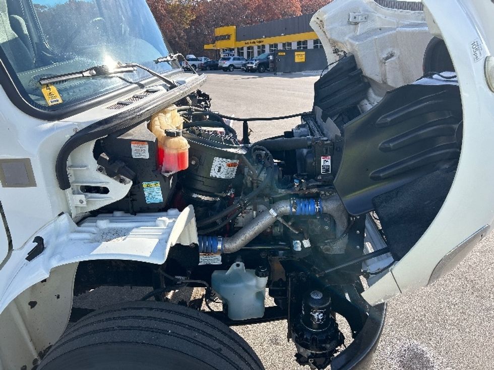 Medium Duty Box Truck-Light and Medium Duty Trucks-Freightliner-2019-M2-Byron Center-MI-127,833\n\t\tmiles-$ 58,500 - Image 22