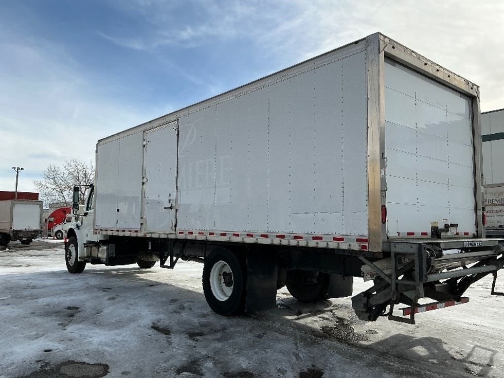 Medium Duty Box Truck-Light and Medium Duty Trucks-Freightliner-2019-M2-Calgary-AB-161,400\n\t\tkm-$ 73,500 - Image 6