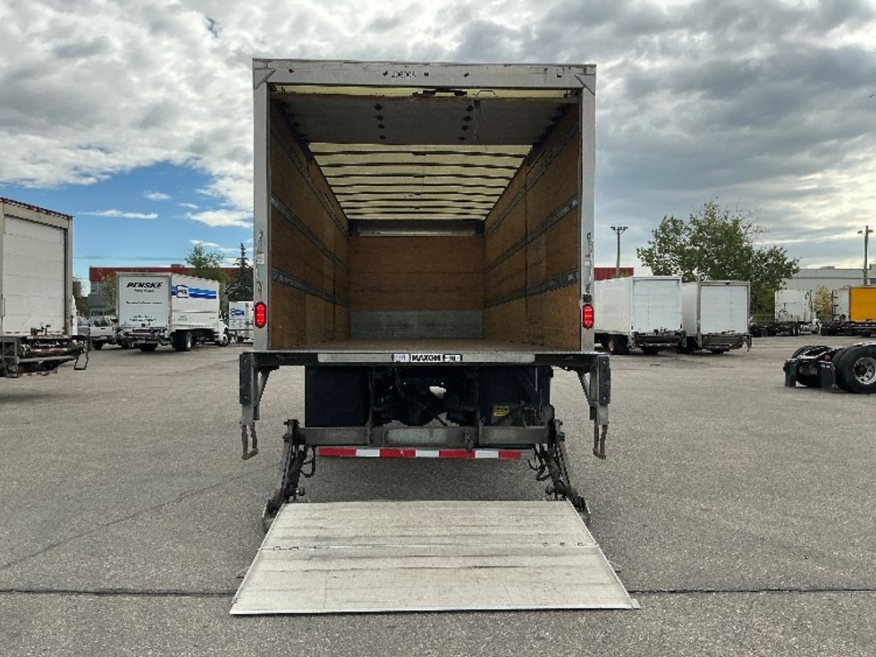 Medium Duty Box Truck-Light and Medium Duty Trucks-Freightliner-2019-M2-Calgary-AB-171,049\n\t\tkm-$ 71,750 - Image 9