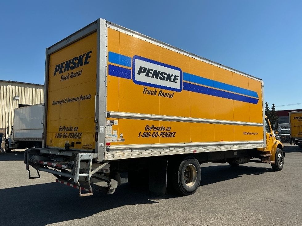 Medium Duty Box Truck-Light and Medium Duty Trucks-Freightliner-2019-M2-Calgary-AB-223,687\n\t\tkm-$ 61,500 - Image 13
