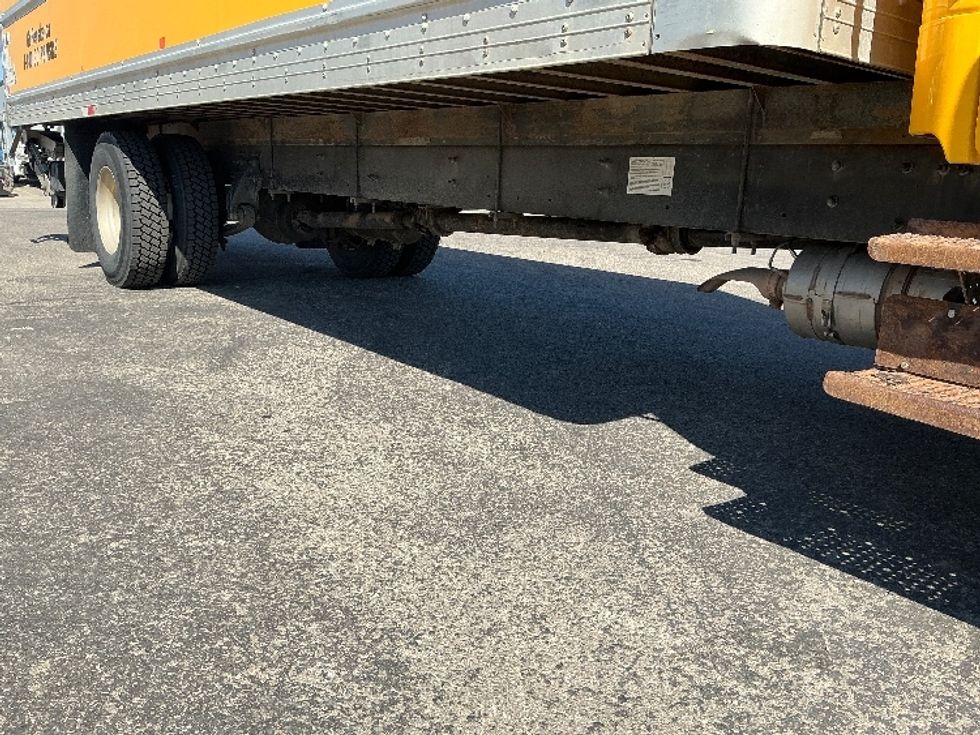 Medium Duty Box Truck-Light and Medium Duty Trucks-Freightliner-2019-M2-Calgary-AB-223,687\n\t\tkm-$ 61,500 - Image 14