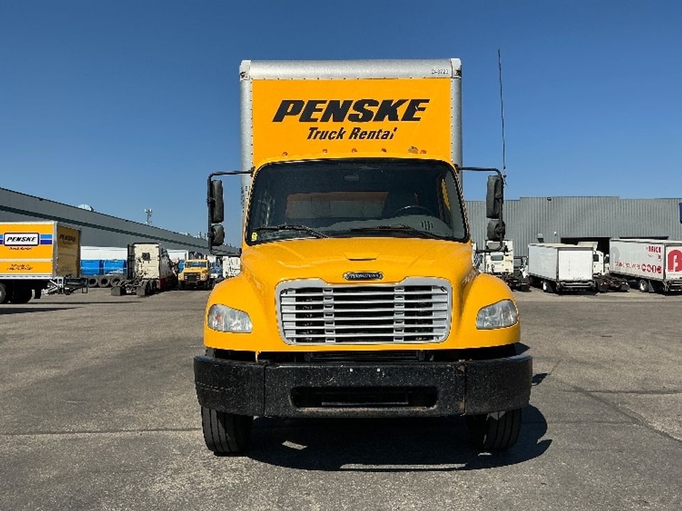Medium Duty Box Truck-Light and Medium Duty Trucks-Freightliner-2019-M2-Calgary-AB-223,687\n\t\tkm-$ 61,500 - Image 2