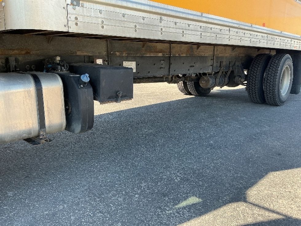 Medium Duty Box Truck-Light and Medium Duty Trucks-Freightliner-2019-M2-Calgary-AB-223,687\n\t\tkm-$ 61,500 - Image 5