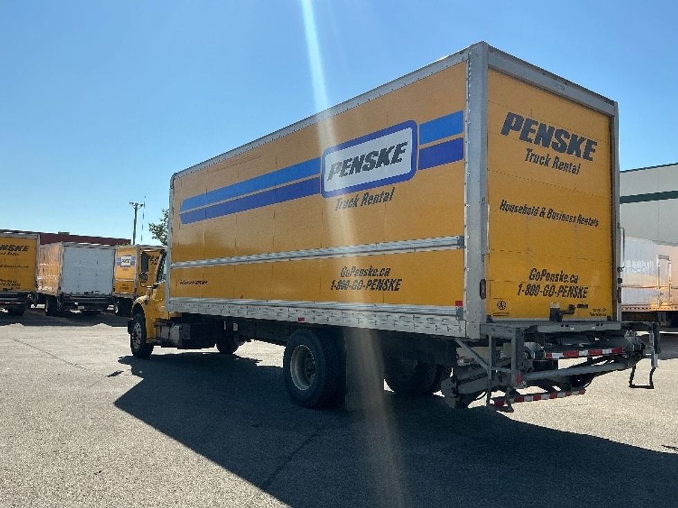 Medium Duty Box Truck-Light and Medium Duty Trucks-Freightliner-2019-M2-Calgary-AB-223,687\n\t\tkm-$ 61,500 - Image 6