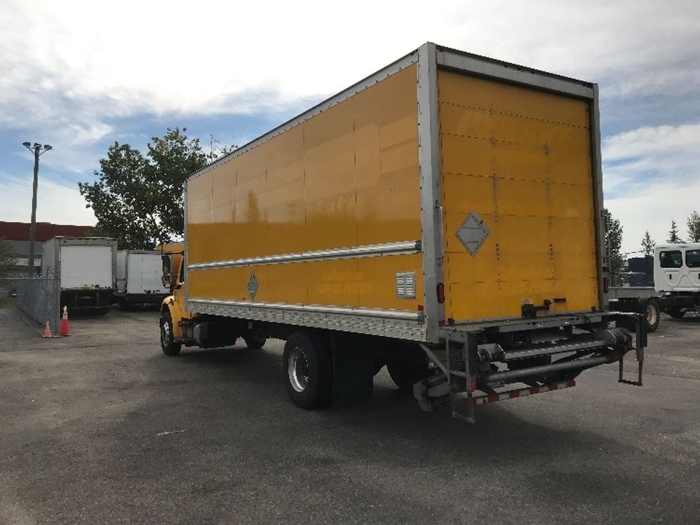 Medium Duty Box Truck-Light and Medium Duty Trucks-Freightliner-2019-M2-Calgary-AB-226,056\n\t\tkm-$ 68,000 - Image 6