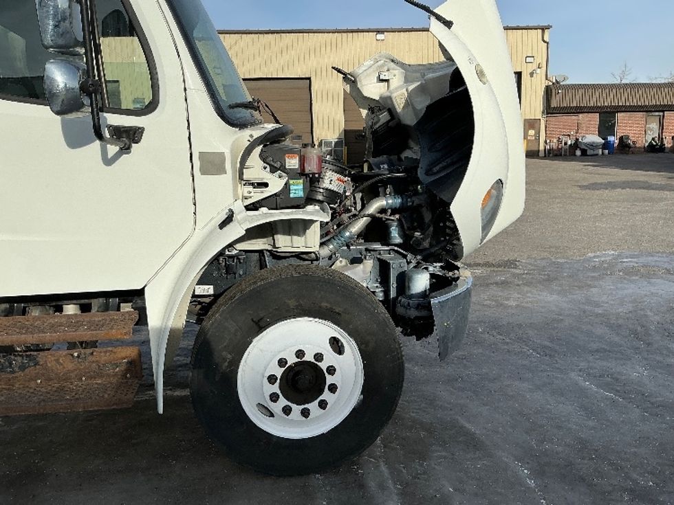 Medium Duty Box Truck-Light and Medium Duty Trucks-Freightliner-2019-M2-Calgary-AB-248,803\n\t\tkm-$ 69,750 - Image 23