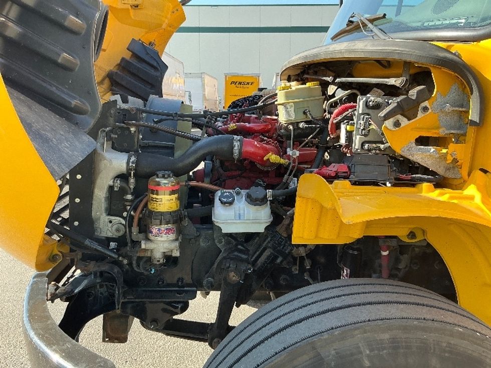 Medium Duty Box Truck-Light and Medium Duty Trucks-Freightliner-2019-M2-Calgary-AB-269,202\n\t\tkm-$ 60,750 - Image 24
