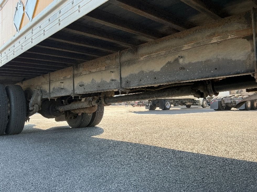 Medium Duty Box Truck-Light and Medium Duty Trucks-Freightliner-2019-M2-Calgary-AB-275,865\n\t\tkm-$ 64,500 - Image 5