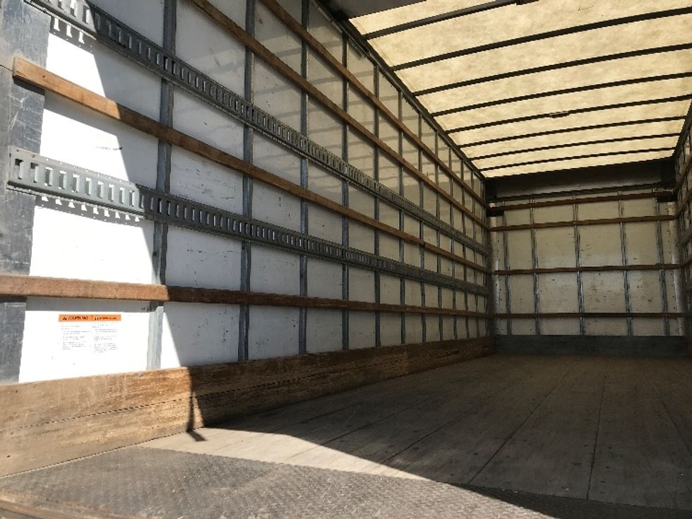 Medium Duty Box Truck-Light and Medium Duty Trucks-Freightliner-2019-M2-Calgary-AB-281,279\n\t\tkm-$ 61,250 - Image 11