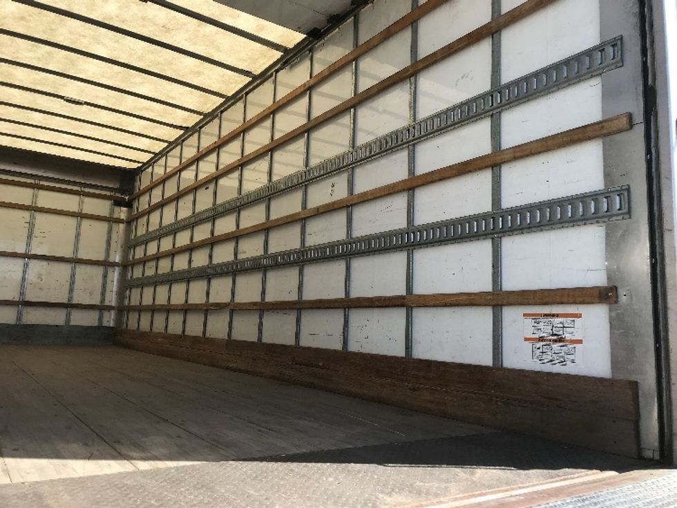 Medium Duty Box Truck-Light and Medium Duty Trucks-Freightliner-2019-M2-Calgary-AB-281,279\n\t\tkm-$ 61,250 - Image 12